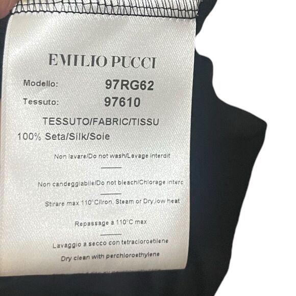 Welcome to my closet! - Picture 7 of 10